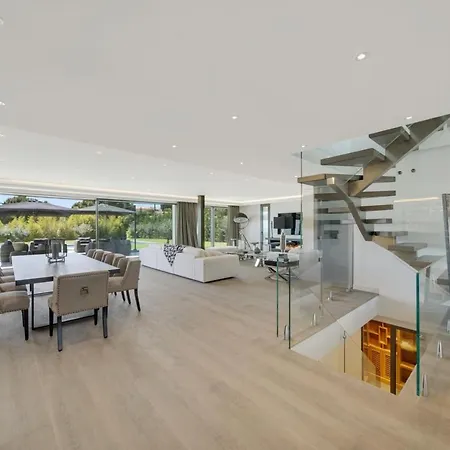 Luxury - Modern Cannes